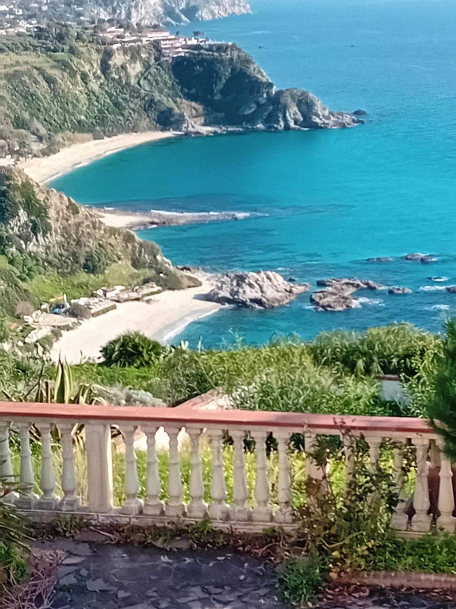 Villamargherita Capo Vaticano Kültér fotó